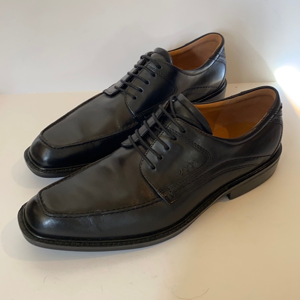 Ecco Windsor Men 9-9.5 US Shoes